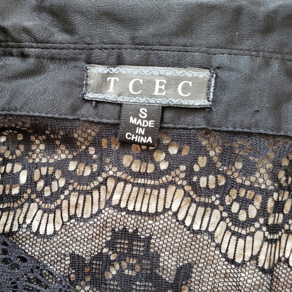 TCEC Black Lace Top, Size S - Picture 6 of 8